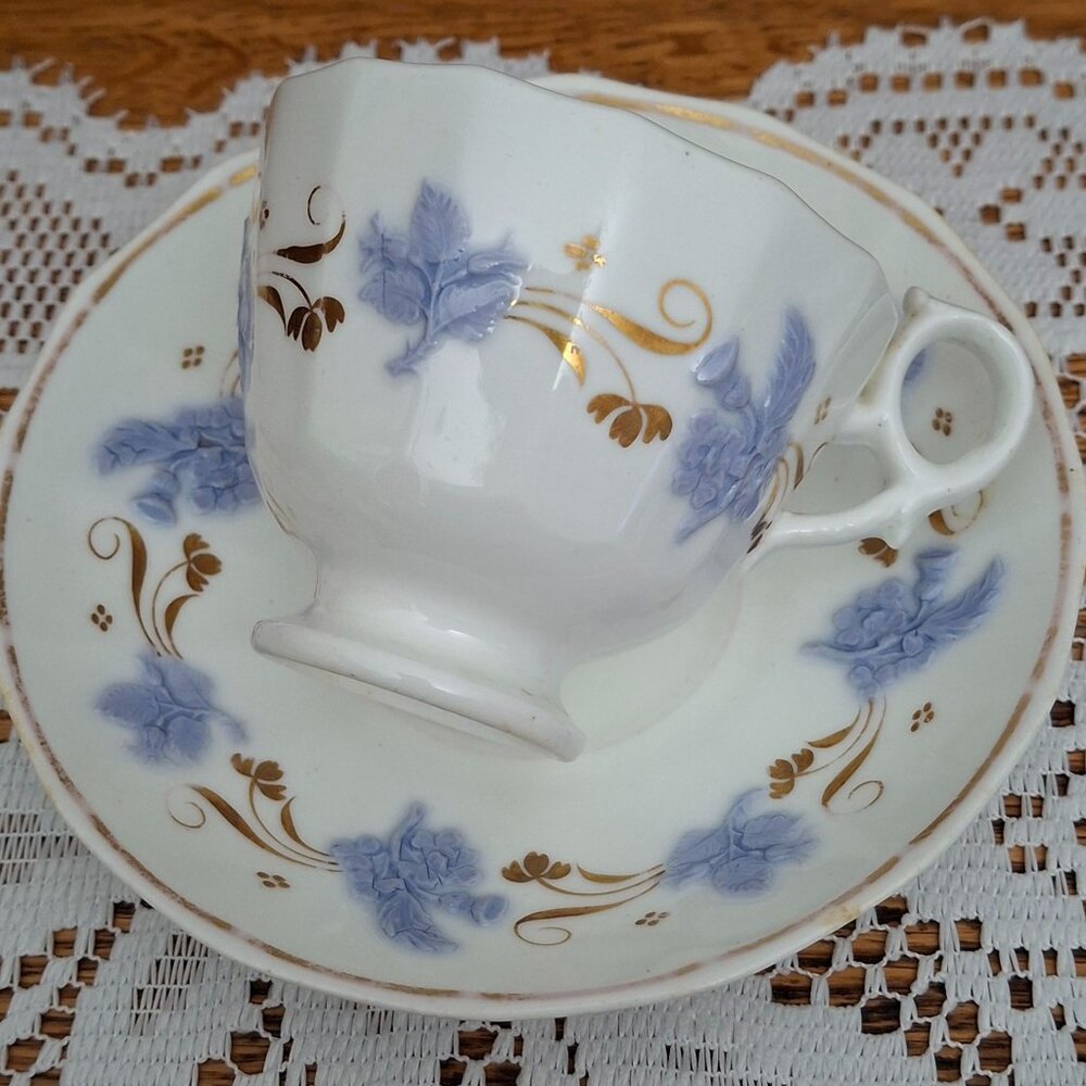 Antique Chelsea Style Teacup & Saucer Set